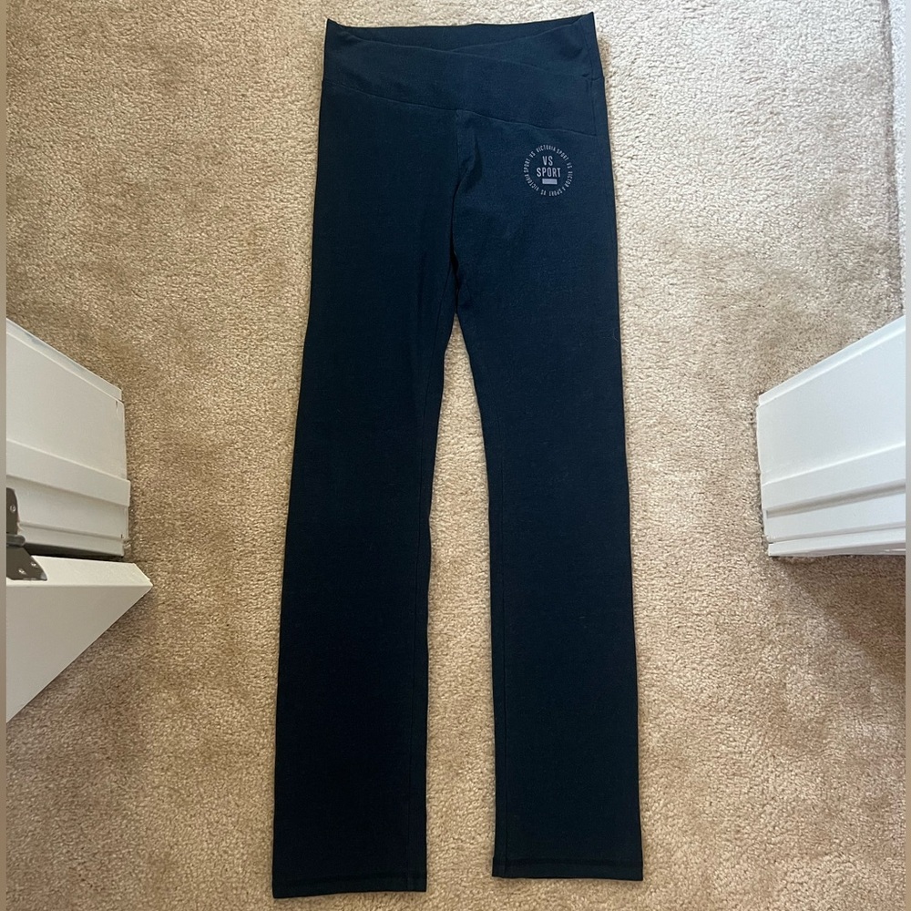 VICTORIA’S SECRET SPORT WOMEN’S EVERYWHERE CROSSOVER SLIM BOOT PANT NAVY BLUE - Picture 11 of 11